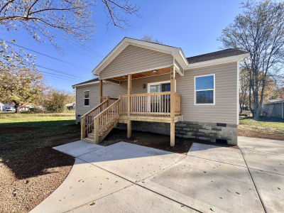 104 Fairground Dr Waverly, TN 37185