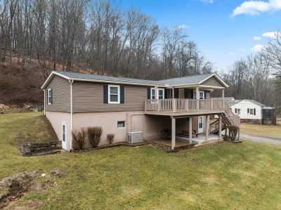 116 Stewarts Hill Rd Wheeling, WV 26003