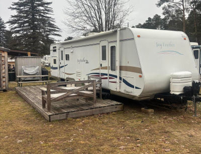 9806 Golf Port Dr N Stanwood, MI 49346