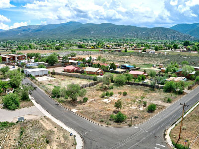 301 Cruz Alta Taos, NM 87571