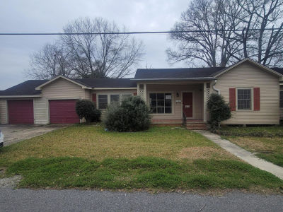 809 Loraine St Abbeville, LA 70510