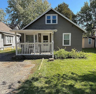 2328 SE Maryland Ave Topeka, KS 66605