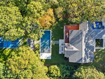 12 Garbis Ln East Hampton, NY 11937