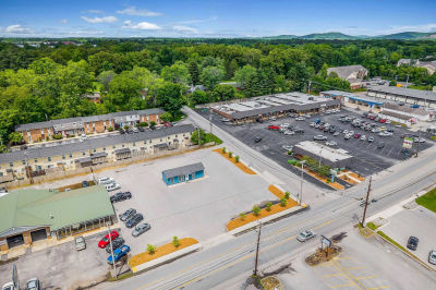 840 East 10th Street, Cookeville, TN, USA