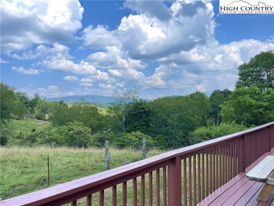 219 Lucky Alice Dr Grassy Creek, NC 28631