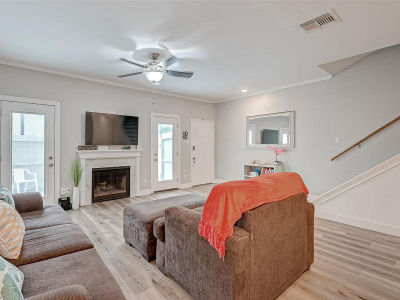 8077 El Mundo St #8077 Houston, TX 77054