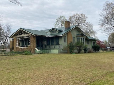 515 S Pocahontas St Sardis, MS 38666
