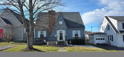 361 Kelly Ave Oak Hill, WV 25901