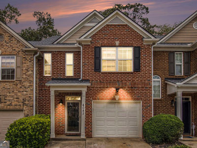 4045 Fireoak Dr Decatur, GA 30032