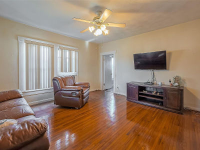 6633 Avenue T Houston, TX 77011