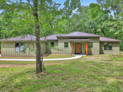 777 S Cape Royale Dr Coldspring, TX 77331