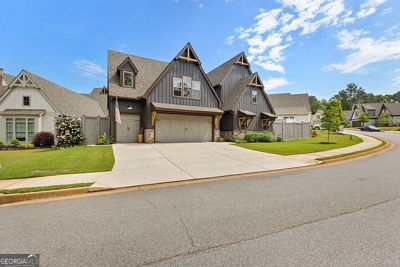 220 Arbor Garden Cir Newnan, GA 30265