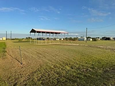 119 Swordfish Ln Palacios, TX 77465