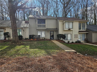 303 Lamplighter Cir Winston Salem, NC 27104