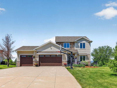 217 Skyline Dr Wabasha, MN 55981
