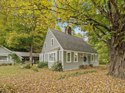 23 Brook Rd Saxtons River, VT 05154