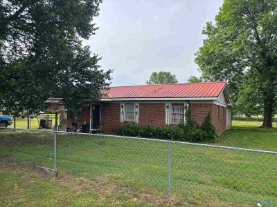 135 Willoughby Dr New Hope, AL 35760