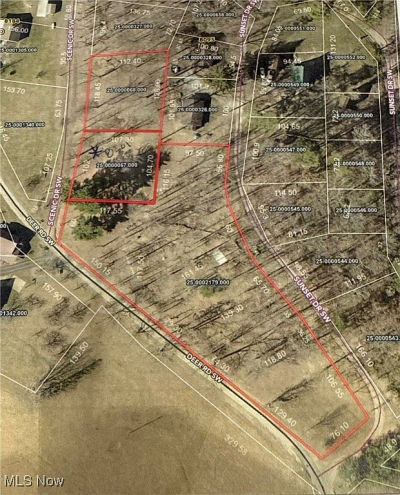 Deer Rd SW Bowerston, OH 44695