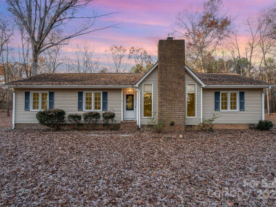 2704 Leisure Dr Waxhaw, NC 28173