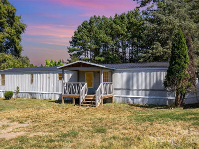 364 Paraham Rd S York, SC 29745