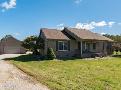 1143 S Moon Rd Scottsburg, IN 47170