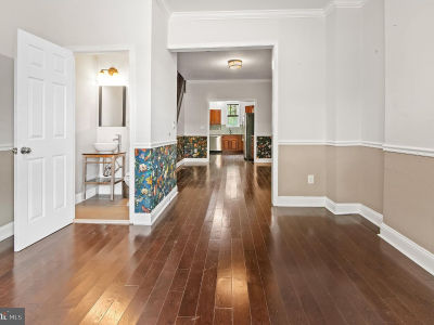 348 Whitridge Ave Baltimore, MD 21218