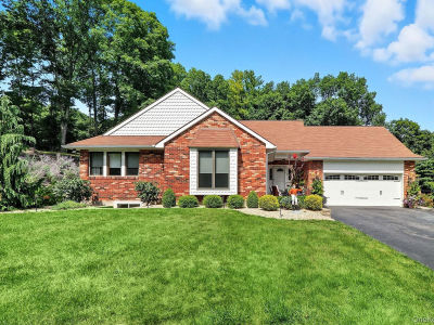 30 Red Hawk Ln Poughkeepsie, NY 12601