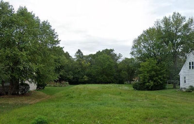 8498 N 68th St Milwaukee, WI 53223