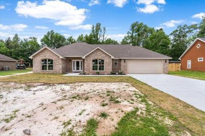 17 Gentle Breeze Carriere, MS 39426