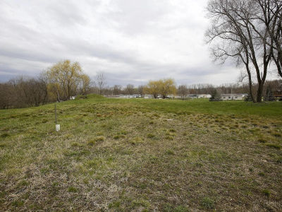 46 New Moon Ter N Springfield, MI 49037