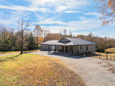2356 Old Darden Chesterfield Rd Darden, TN 38328