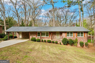 1505 Robinhood Trl Gainesville, GA 30501