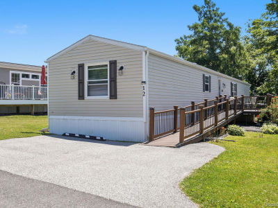 12 Hidden Valley Dr Middletown, NY 10941