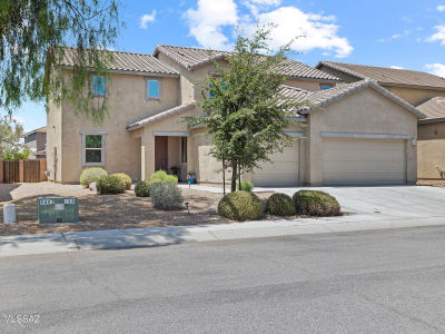 1025 E Harshaw Land Ln Sahuarita, AZ 85629