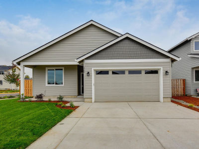 2023 E Otter Loop La Center, WA 98629