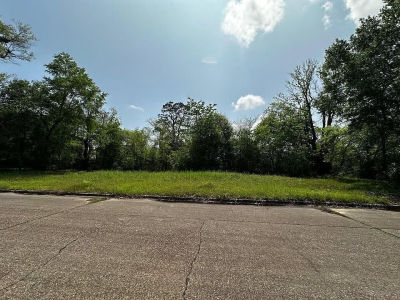 307 Knox Ave Orange, TX 77630