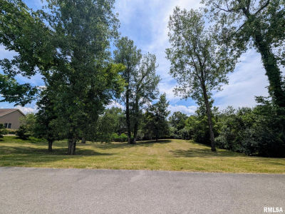 69 David Livingstone Dr Carterville, IL 62918