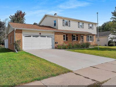 876 W 19th Ave Oshkosh, WI 54902