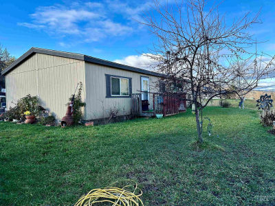 2685 Lukes Gulch Rd Stites, ID 83552