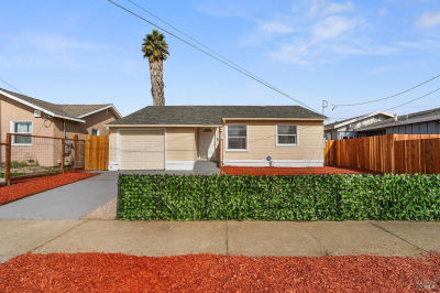 458 Spring St Richmond, CA 94804