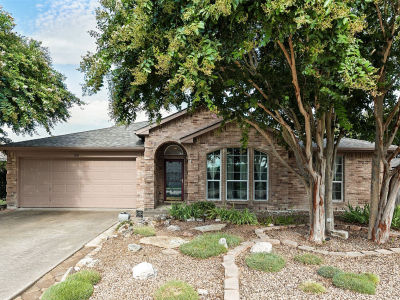 100 Jennings Dr Waxahachie, TX 75165