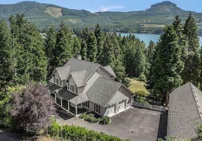 375 Marina Vista Dr Lowell, OR 97452