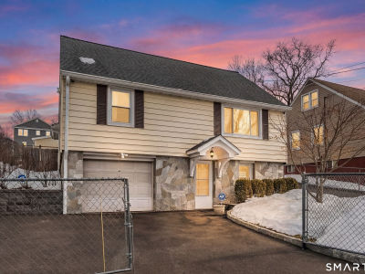 46 Oakleaf St Bridgeport, CT 06606