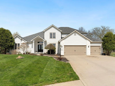 10235 Consta Verde Cmns Leo, IN 46765