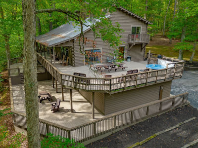 5998 Bear Creek Rd Morgantown, IN 46160