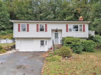 70 Brookdale Rd Seymour, CT 06483