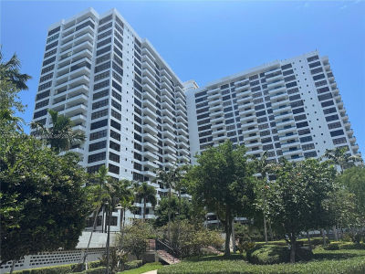 2500 Parkview Dr APT 1109 Hallandale, FL 33009