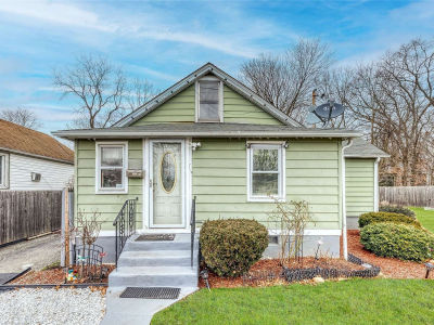 45 E Greenwich Ave Roosevelt, NY 11575