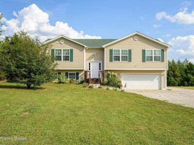 90 Charlie Pile Rd Guston, KY 40142