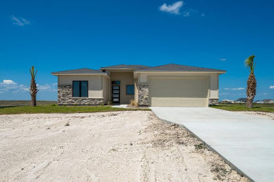 205 Trout Side Way Rockport, TX 78382